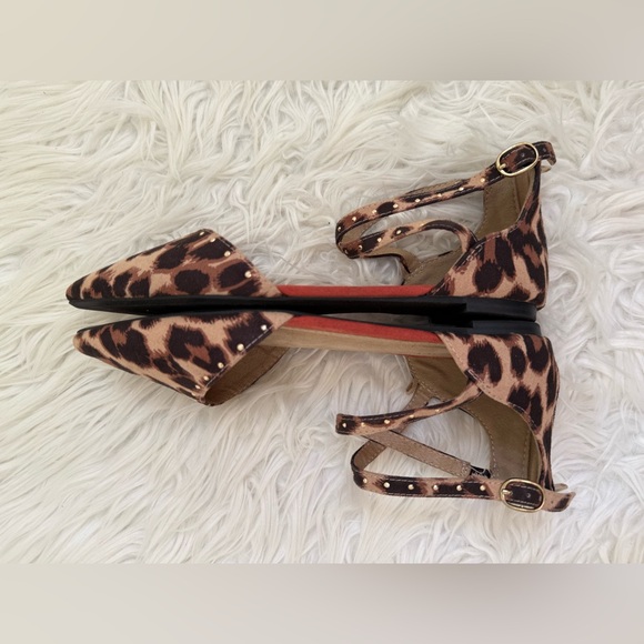 Old Navy Strappy Dorsay Leopard Flats - Picture 5 of 7